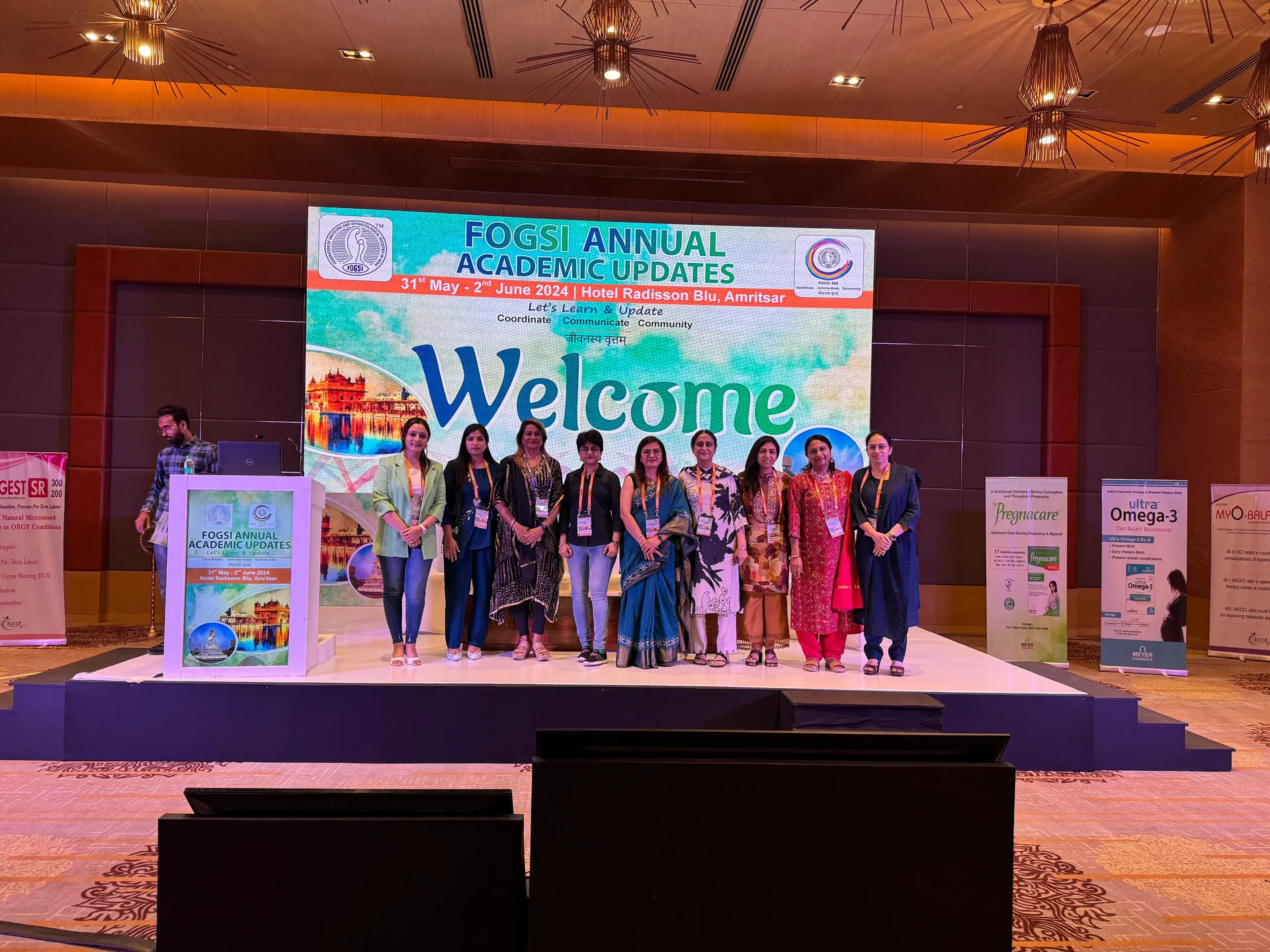 Dr. Fehmida Shaikh on stage at FOGSI Annual Academic Updates, Radisson Blu Amritsar